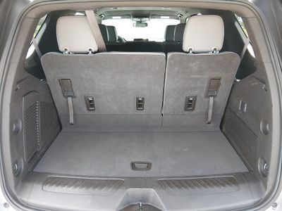 2024 Chevrolet Tahoe - Photo 11