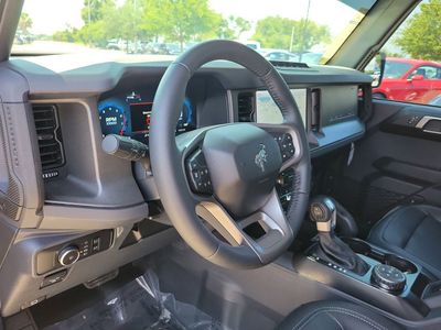 2025 Ford Bronco - Photo 16