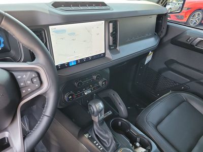 2025 Ford Bronco - Photo 22