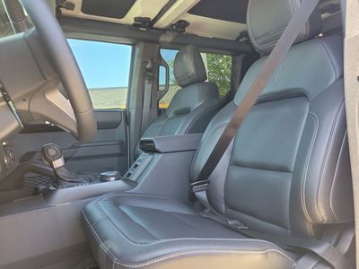 2025 Ford Bronco - Photo 17