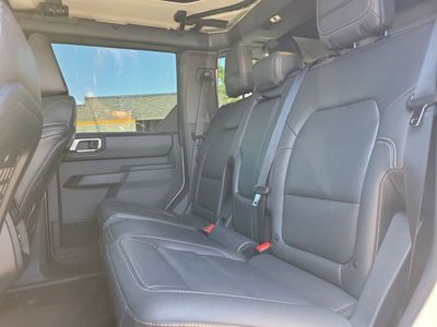 2025 Ford Bronco - Photo 10
