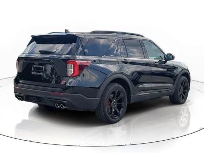 2023 Ford Explorer — detail view