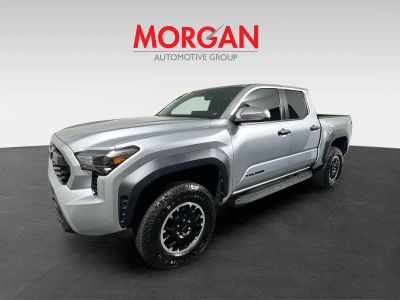 2024 Toyota Tacoma — photo 7 view