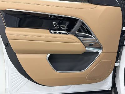 2026 Land Rover Range Rover — photo 20 view