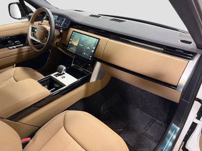 2026 Land Rover Range Rover — photo 12 view