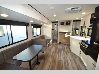 2022 Winnebago Industries Towables Minnie - Photo 8