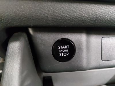 2024 Nissan Rogue — photo 17 view