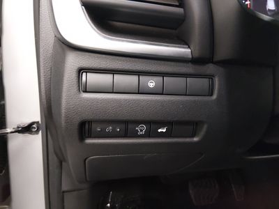 2024 Nissan Rogue — photo 13 view