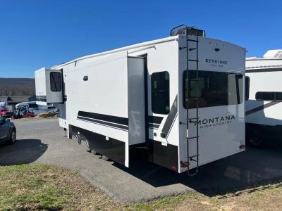 2026 Keystone RV Montana High Country - Photo 4