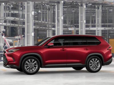 2026 Toyota Grand Highlander — rear three-quarter view
