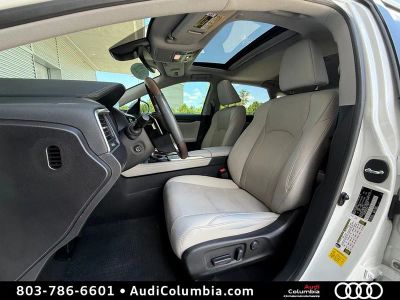 2022 Lexus RX — detail view