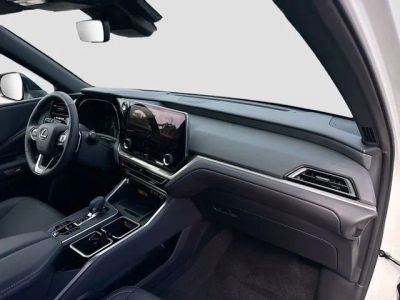 2026 Lexus TX — photo 15 view