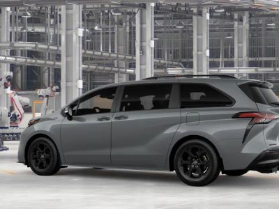2026 Toyota Sienna — detail view