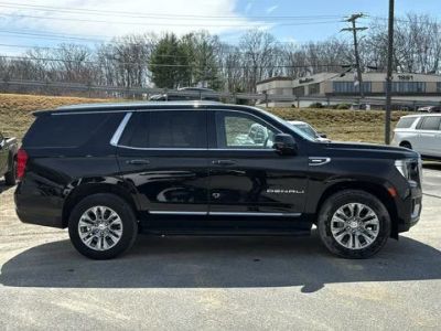 2024 GMC Yukon — detail view
