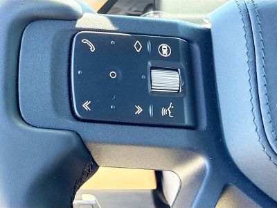 2026 Land Rover Defender 130 — photo 37 view
