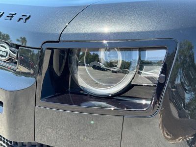 2026 Land Rover Defender 130 — photo 9 view