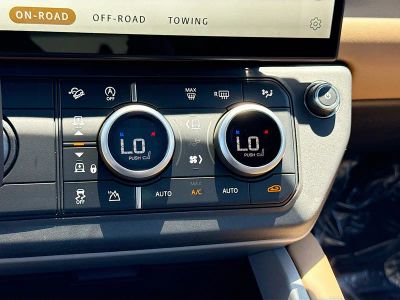 2026 Land Rover Defender 130 — photo 34 view