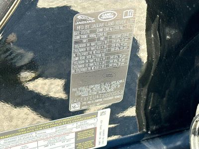 2026 Land Rover Defender 130 — photo 43 view