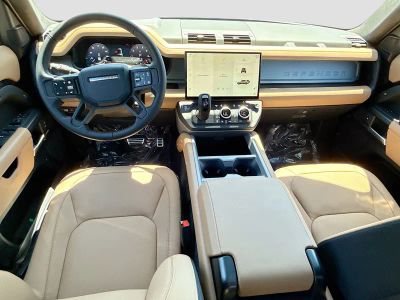 2026 Land Rover Defender 130 — photo 15 view