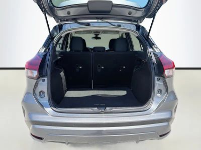 2024 Nissan Kicks — photo 12 view