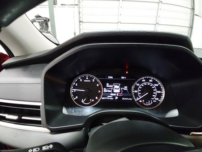 2024 Mitsubishi Outlander — photo 14 view