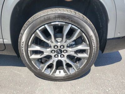 2026 GMC Acadia — detail view