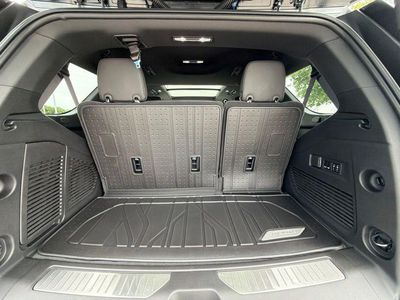 2026 Chevrolet Tahoe — photo 14 view