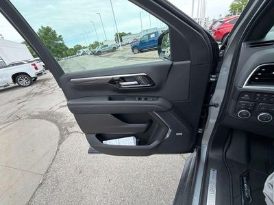 2026 Chevrolet Tahoe — photo 32 view