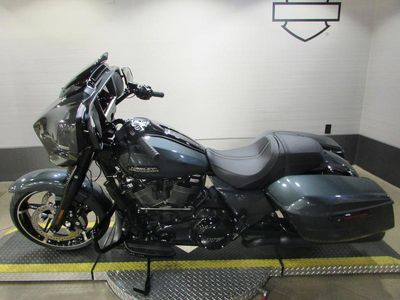 2025 Harley-Davidson FLHX - Street Glide — photo 7 view