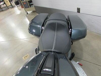 2025 Harley-Davidson FLHX - Street Glide — photo 9 view