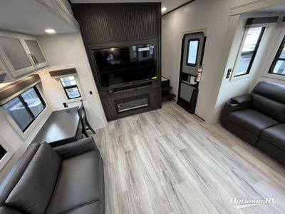 2025 Keystone Alpine Avalanche Edition - Photo 6
