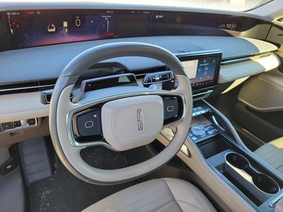 2024 Lincoln Nautilus - Photo 2
