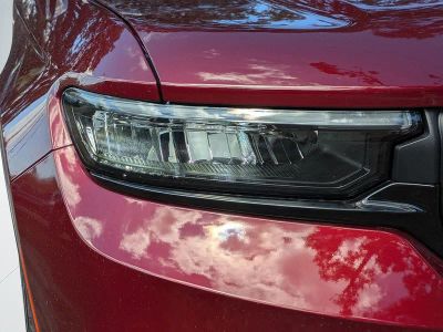 2025 Jeep Grand Cherokee — photo 9 view