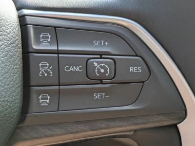 2025 Jeep Grand Cherokee — photo 30 view