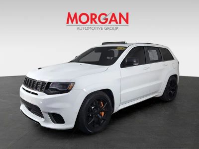 2018 Jeep Grand Cherokee — interior view
