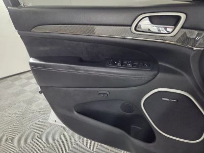 2018 Jeep Grand Cherokee — photo 22 view