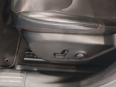 2023 Jeep Cherokee - Photo 21