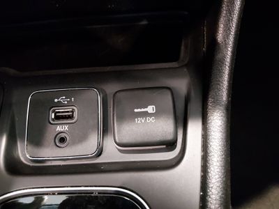 2023 Jeep Cherokee - Photo 19