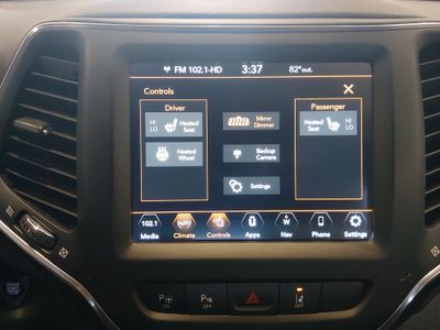 2023 Jeep Cherokee - Photo 18