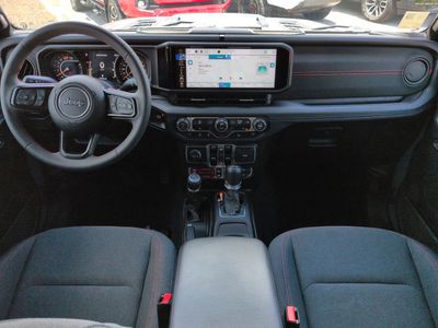 2024 Jeep Wrangler - Photo 15