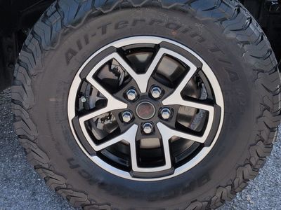 2024 Jeep Wrangler - Photo 11