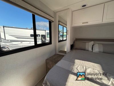2026 Thor Motor Coach Chateau - Photo 20
