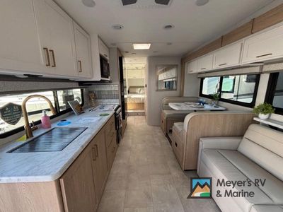 2026 Thor Motor Coach Chateau - Photo 6