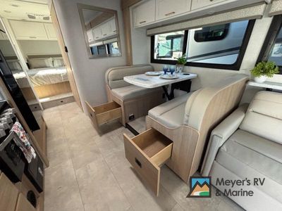 2026 Thor Motor Coach Chateau - Photo 22
