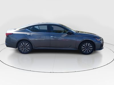 2024 Nissan Altima - Photo 8