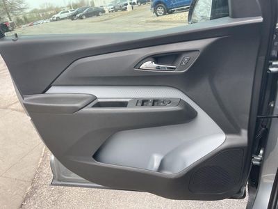 2027 Chevrolet Bolt - Photo 31