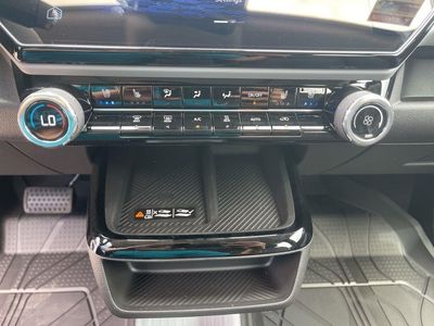 2027 Chevrolet Bolt - Photo 27