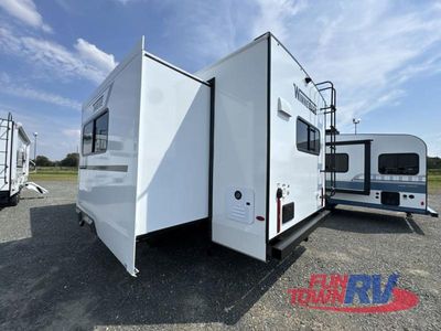 2026 Winnebago Thrive - Photo 5