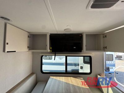 2026 Winnebago Thrive - Photo 31