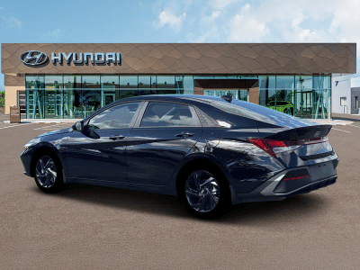 2026 Hyundai Elantra - Photo 4
